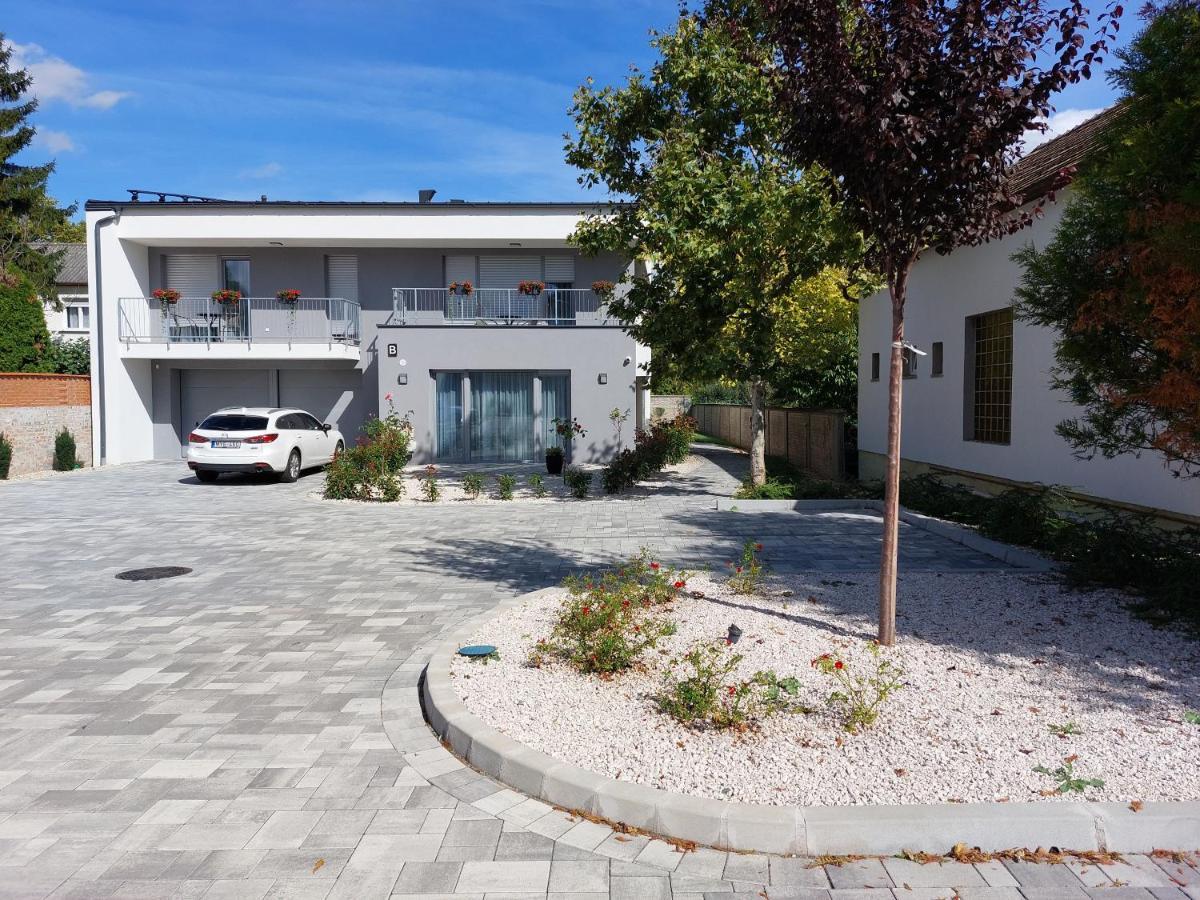 Linden Apartman 106 - Adults Only Mosonmagyaróvár 외부 사진